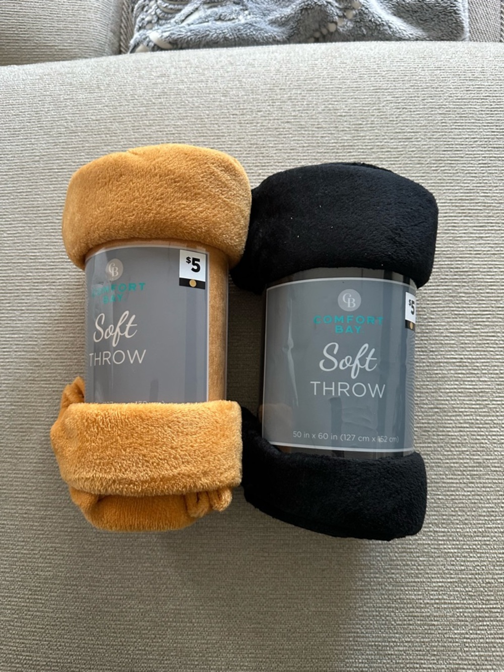 Comfort Bay Soft Throw Blanket - Black and Mustard Gold